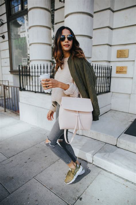Outfits With Olive Green Sneakers | dishacom.com