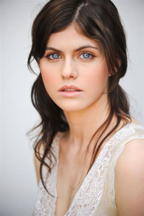 Alexandra Daddario: Το στήθος που τρελαίνει το Hollywood! (pics) | Plus ...