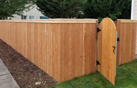 Traditional Wood Fence Designs and Types | FenceWorks NW