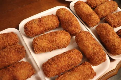 Beef Kroketten – Patricia’s Pantry Kroketten Recipe, Dutch Recipes ...