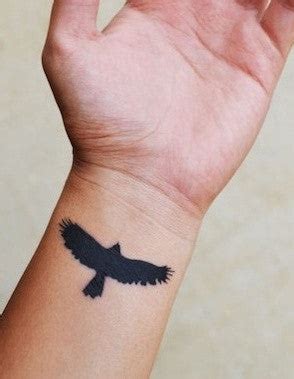 Strepik Hawk Tattoo – Tattoo for a week