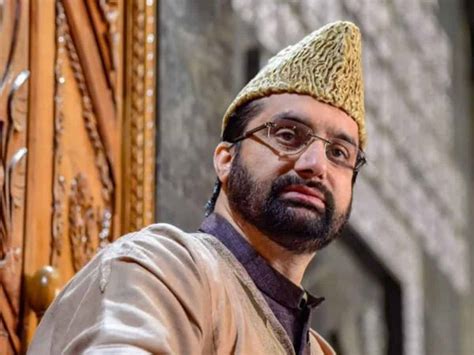 Mirwaiz Umar Farooq files plea in J-K HC against 'house arrest'