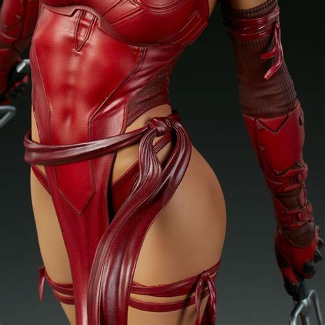 Secret Compass - Elektra Premium Format Figure by Sideshow...