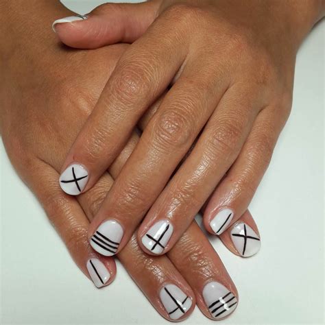 Contoh Desain Ppt Simple Elegant Nails - IMAGESEE