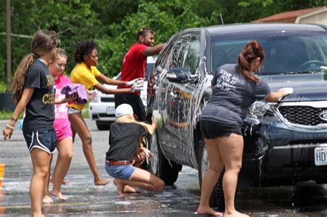 Winnetonka Cheer: Thanks for supporting Tonka Cheer at the CAR WASH