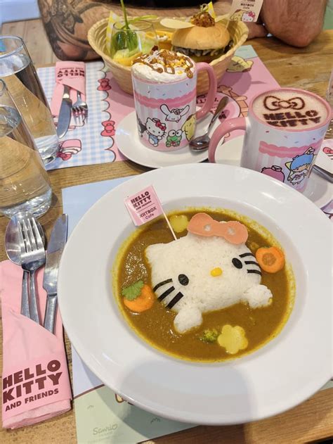 went to a sanrio themed cafe yesterday! it was so amazing 💕 last photo ...