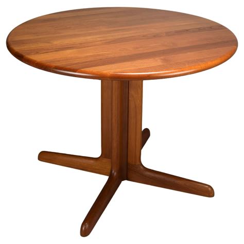 Danish Mid Century Modern Round Dining Table with Extendable Folding ...