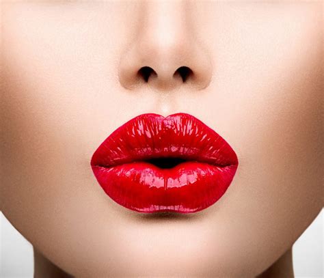 How to Create the Perfect Pout with Botox | IAPAM