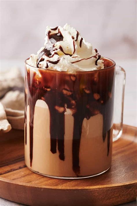 The Best Starbucks Cafe Mocha Recipe Made In Under 5 Minutes