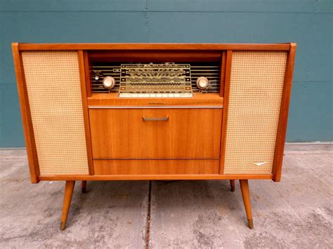 Vintage Stereo Console With Turntable | Images and Photos finder