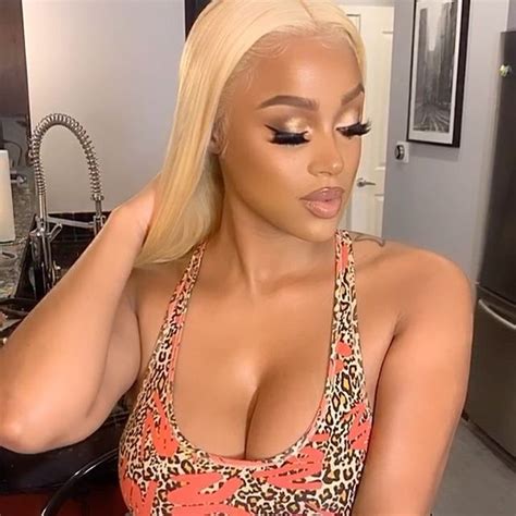 Kiyomi Leslie (Instagram Star) Boyfriend, Age, Bio, Wiki, Height, Weight, Affairs, Net Worth ...