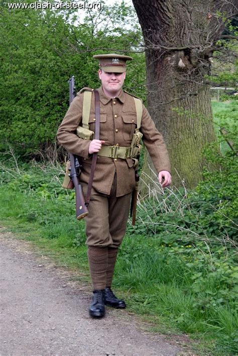 British WW1 Soldiers of Manchester Regiment - MUR3_tommy2 | Ww1 soldiers, Wwii uniforms, British ...