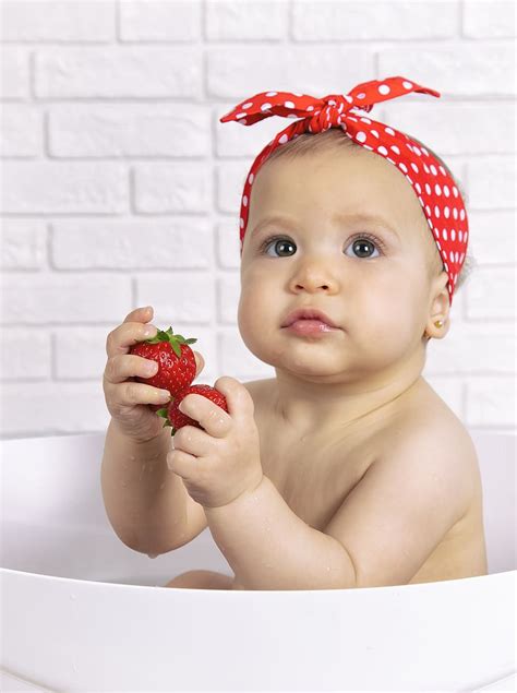 strawberries, girl, fruit, bathroom, milk, real people, one person, baby, red, young | Pxfuel