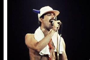 » The Freddie Mercury Hologram Arises