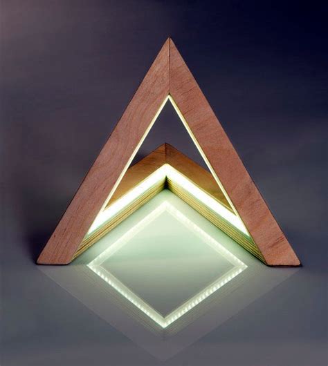 Prismatic Triangle Lamps : Triangle Lamp