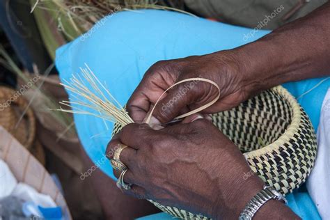 Gullah Basket Weaving — Stock Photo © bddigitalimages #24838359