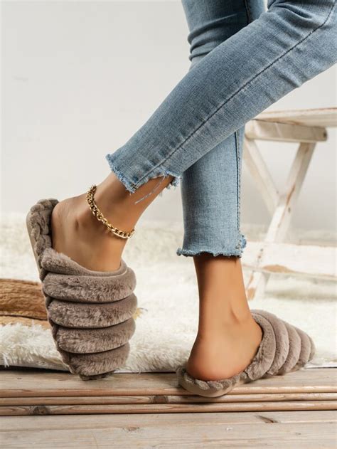 Minimalist Fluffy Bedroom Slippers | SHEIN USA