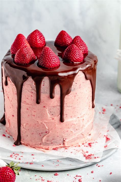 Inside Out Chocolate Covered Strawberry Cake | LaptrinhX / News
