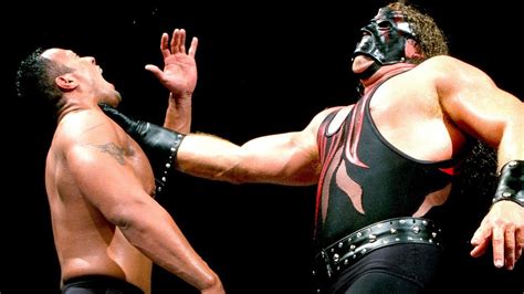 10 Things You Learn Binge Watching Every WWE Raw From 2000