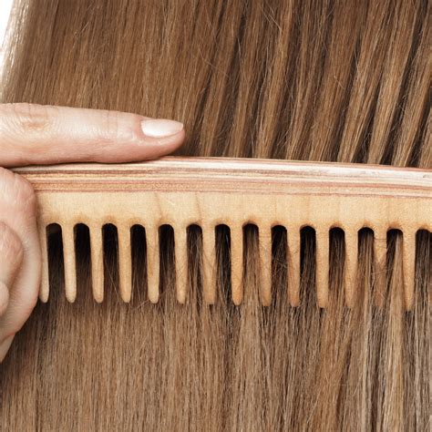 The 5 Best Combs for Women's Hair: Find Your Perfect Match