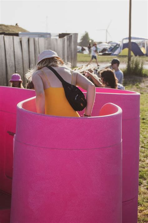 Lapee female urinal designed to reduce festival loo queues | Female urinal, Urinal design, Urinal