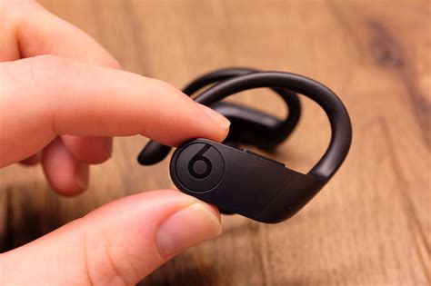Powerbeats Pro are the Bluetooth earbuds to beat | TechCrunch