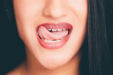 Why Does My Tongue Have Cracks in It? | Trident General Dentistry