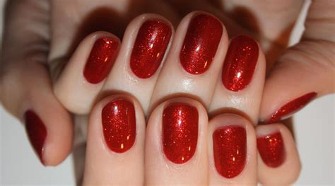 This $9 Nail Polish Is The Perfect Red For Fair Skin | Nail polish, Gel manicure, Nail polish ...