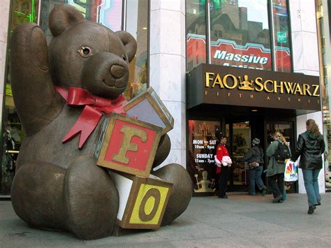 Toys R Us sells FAO Schwarz brand to ThreeSixty Group