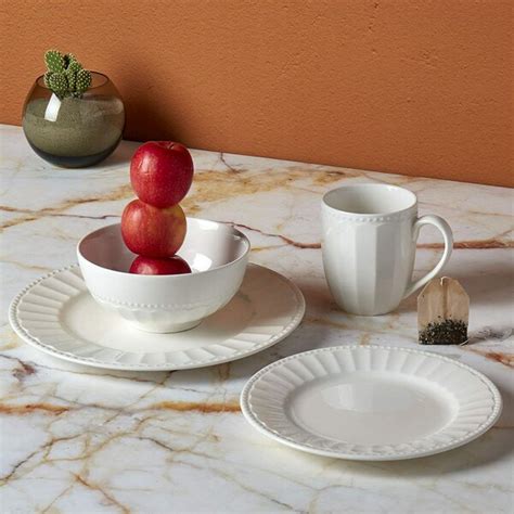 Tabletops Gallery Porcelain China Dinnerware - Set of 16 & Reviews | Wayfair