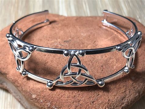 Celtic Knot Bracelet Cuff in Sterling Silver, Irish Jewelry, Gifts For Her, Artisan Bracelet Cuffs