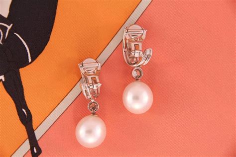 Ella Gafter White South Sea Pearl and Diamond Drop Earrings White Gold For Sale at 1stdibs