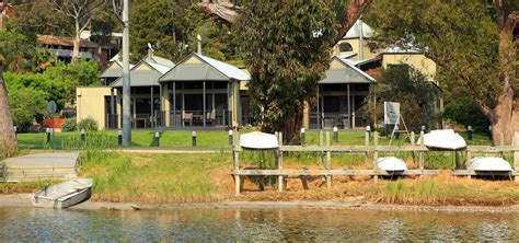 About Edgewater Terraces - Metung Accommodation on the beautiful Gippsland Lakes