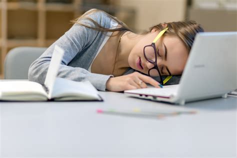 How Much Does Sleep Effect Productivity | Siesta Sleep Works