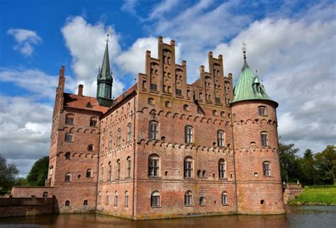 Egeskov Castle, Denmark Travel Guide - Encircle Photos