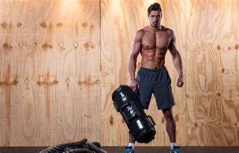 6 Best Sandbags For Home Workouts | HomeGymBoss