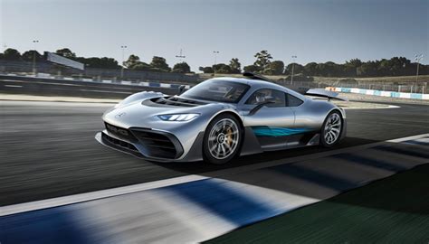 Mercedes-AMG Project One: Street-Legal 1000HP Hybrid F1 Supercar