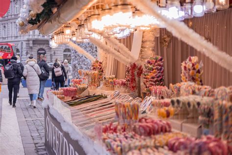 Budapest Christmas Markets: a 2023 guide - All Things Budapest