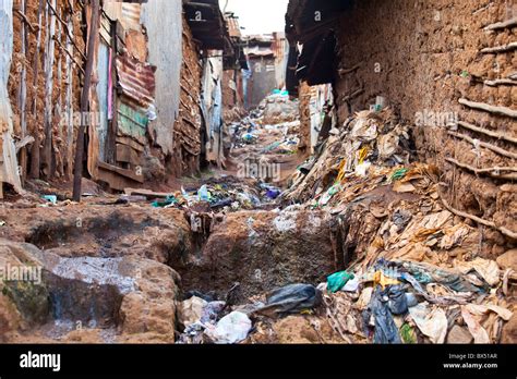 Kibera slum, Nairobi, Kenya Stock Photo - Alamy