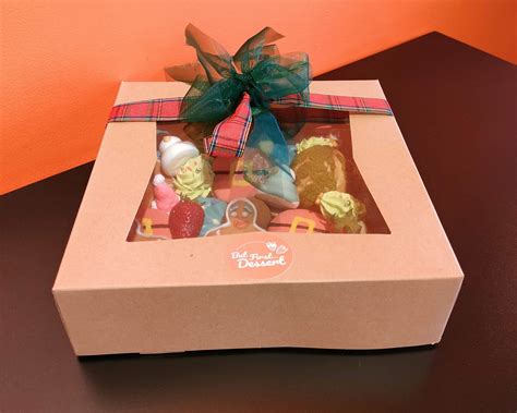 Christmas Dessert Boxes – But, first… Dessert