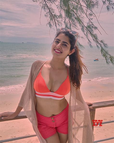 Actress Ashima Narwal Latest Glamour Stills - Social News XYZ