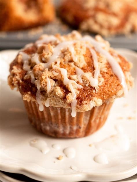 Easy Coffee Cake Muffins - Rich And Delish