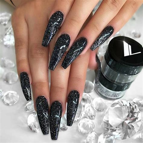 33 Black Glitter Nails Designs That Are More Glam Than Goth | Black nails with glitter, Sparkly ...