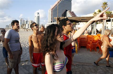 Israel Tourism Expected to Bounce Back, Official Says - Newsweek