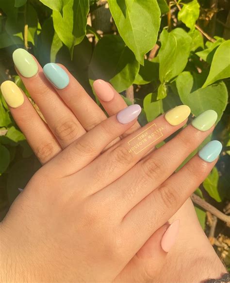 BubbleGum - Custom Size / Short Round / Shiny in 2021 | Pastel nails, Pastel nails designs ...