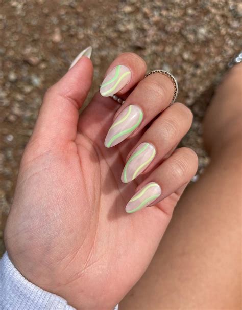 Pastel Green Nails