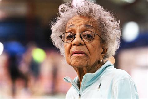 99-Year-Old Grandma Breaks 100-Meter Record | The Running Advisor
