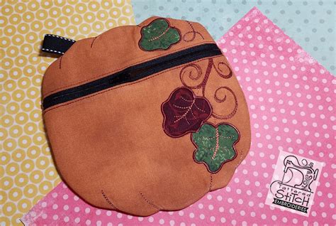 Pumpkin Harvest Zipper Bag - Embroidery Designs
