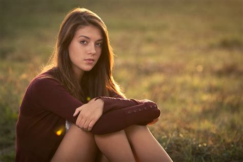 Pro Tip for Great Outdoor Portraits - Technology Share