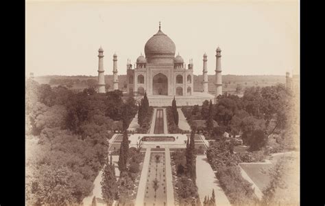 The Taj Mahal, Agra - Sarmaya